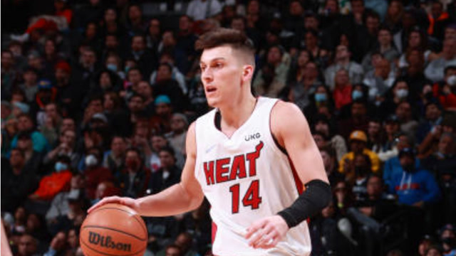 科塔谈担任先发中锋：一路成长的历程回顾（科塔自述先发中锋之路：成长轨迹回望）