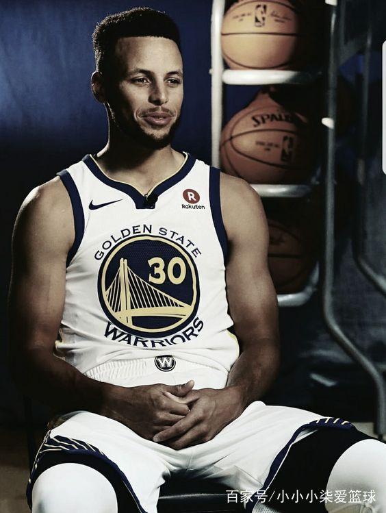 TA：阿森纳正走向成熟，并形成了一套高效、稳定的战术模式（TA：阿森纳愈发成熟，已构建高效稳健的战术体系）