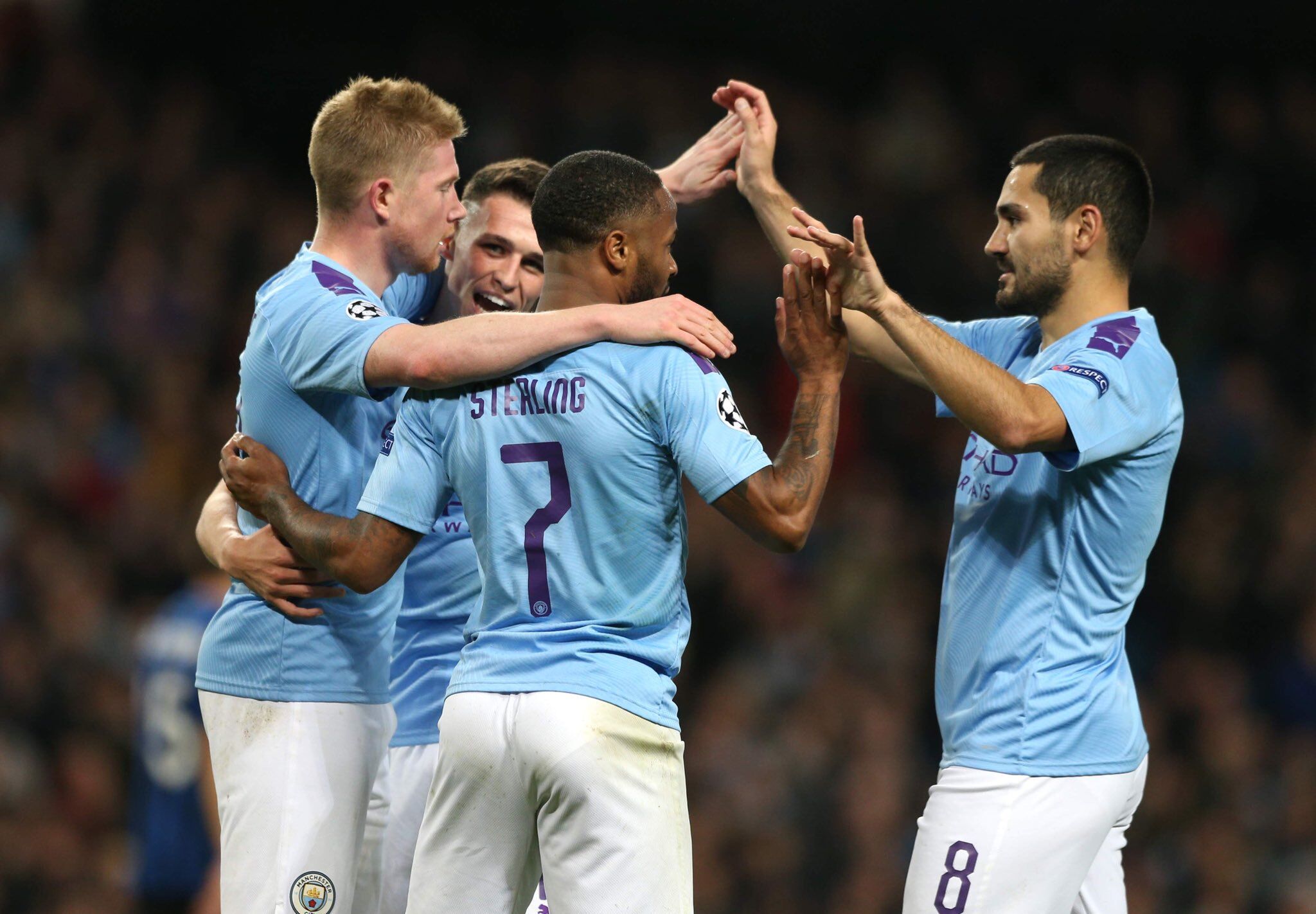 安帅称赞C罗和拉莫斯：他们有强烈的自我意识，但对球队有益（安帅赞C罗与拉莫斯：自我意识强，却能提升球队）