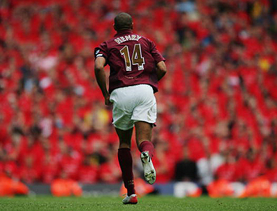 合理吗？宁波官方回应＂看电竞＂：是球员毛巾不小心碰到了屏幕（宁波回应“看电竞”质疑：球员毛巾误触屏幕，这解释站得住脚吗？）