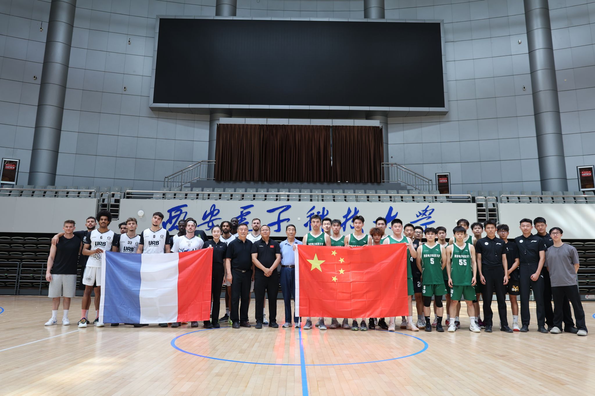 以赛亚·托马斯：裁判没有给予活塞与统治力相匹配的尊重（以赛亚-托马斯：活塞的统治力未获裁判应有尊重）